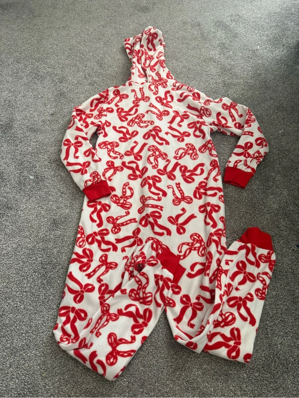 Cat & Jack Red Bow Print One-Piece Union Suit Pajama Sz M(8)